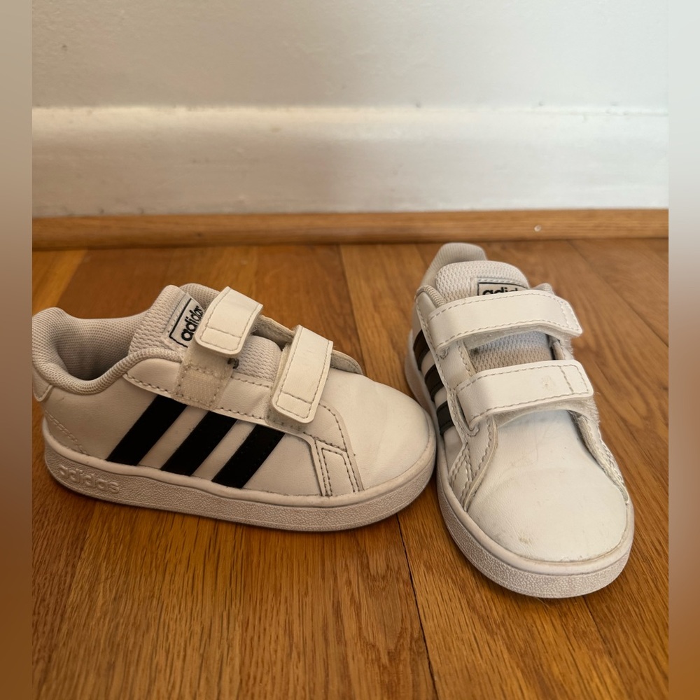 Toddler size 6 super stars